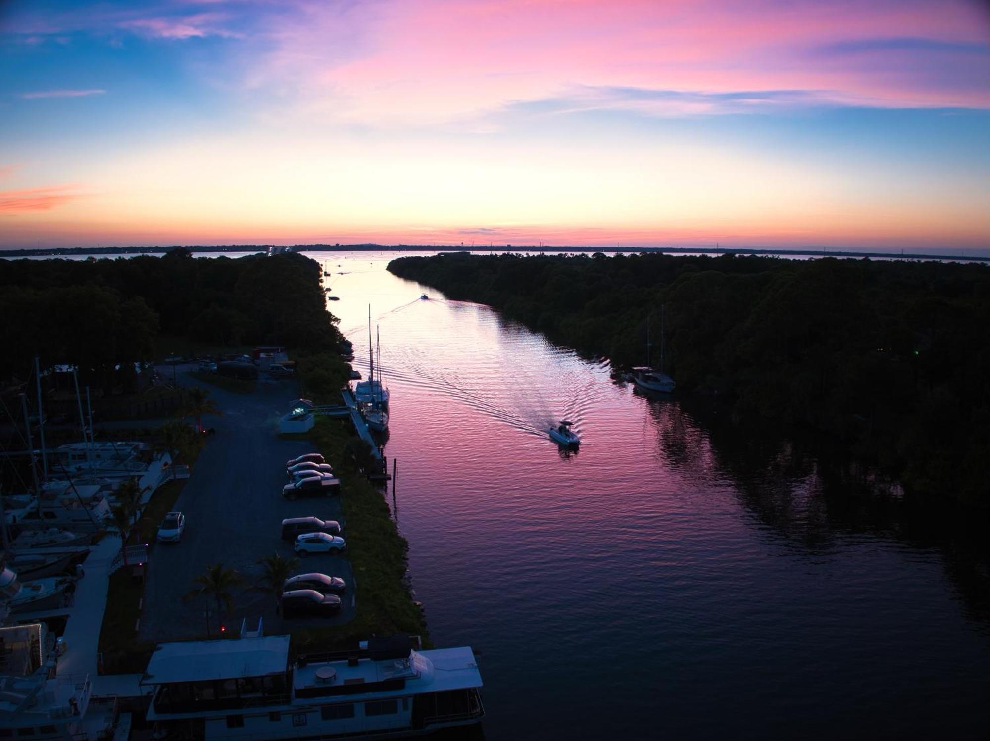 Dolphins Vacation Rental Merritt Island Ngoại thất bức ảnh